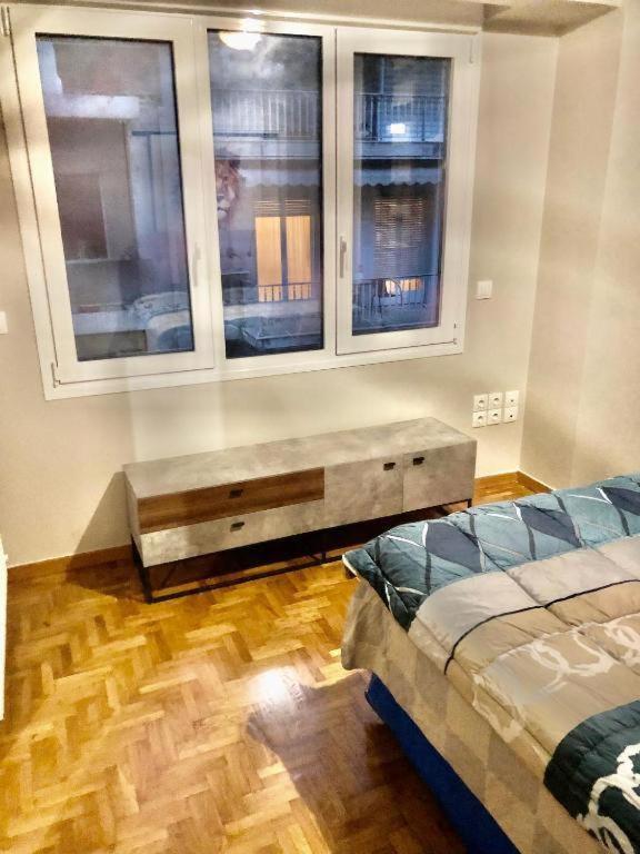 Economy Shared Apartment D In Central Athens Atenas Exterior foto