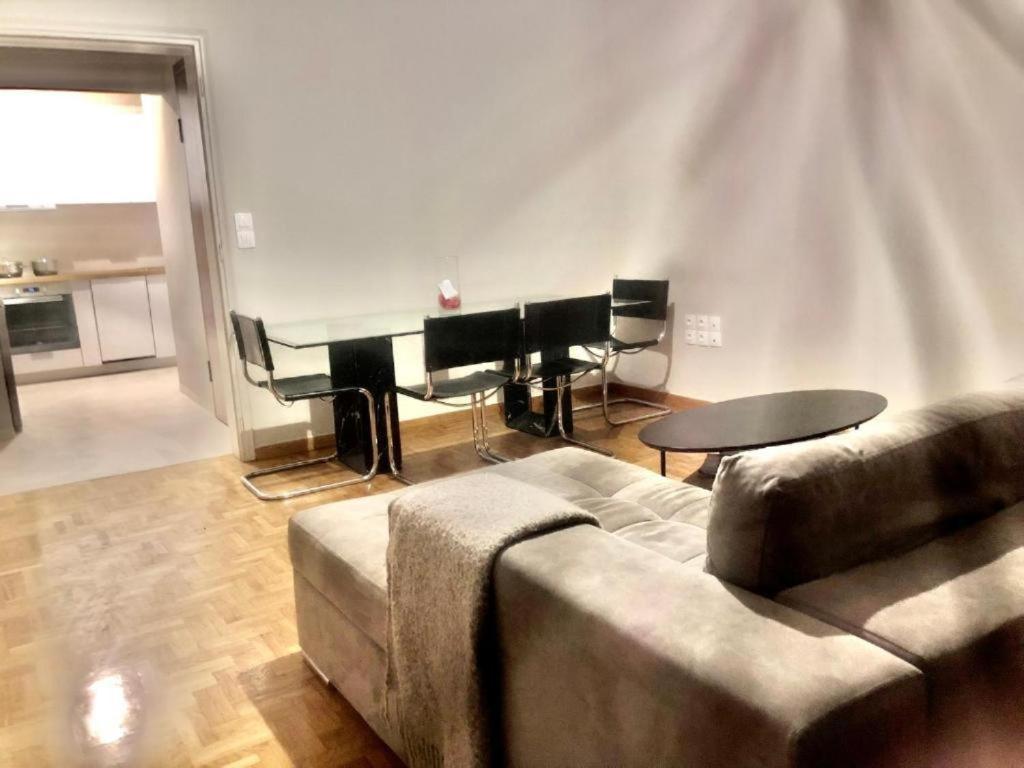 Economy Shared Apartment D In Central Athens Atenas Exterior foto